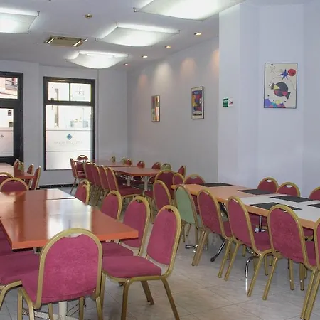Faranda Pathos Gijon, Ascend Collection מלון 3*