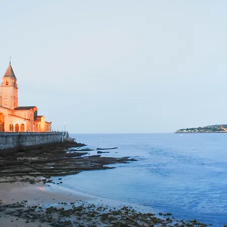Faranda Pathos Gijon, Ascend Collection Gijon