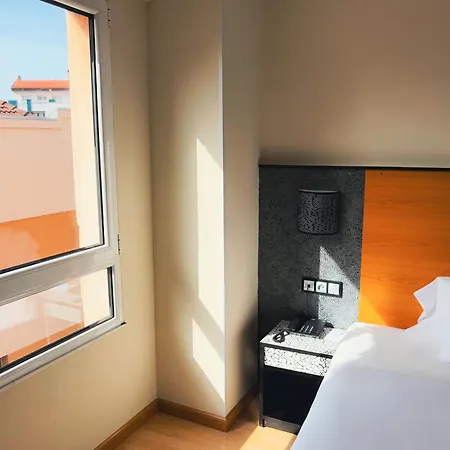 Faranda Pathos Gijon, Ascend Collection Hotel 3*