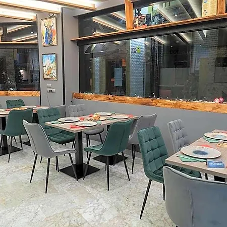 Faranda Pathos Gijon, Ascend Collection