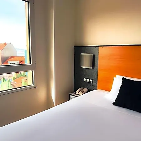 Faranda Pathos Gijon, Ascend Collection מלון 3*