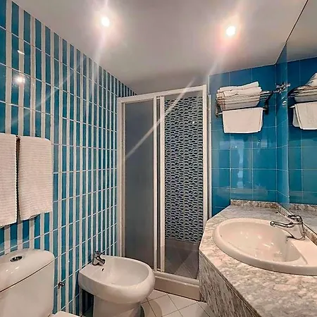 Faranda Pathos Gijon, Ascend Collection מלון 3*