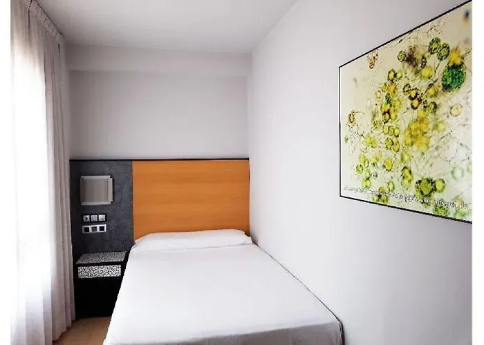 Hotel Faranda Express Pathos 3*