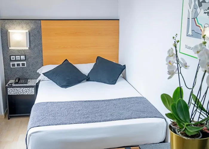 Hotel Faranda Express Pathos 3*