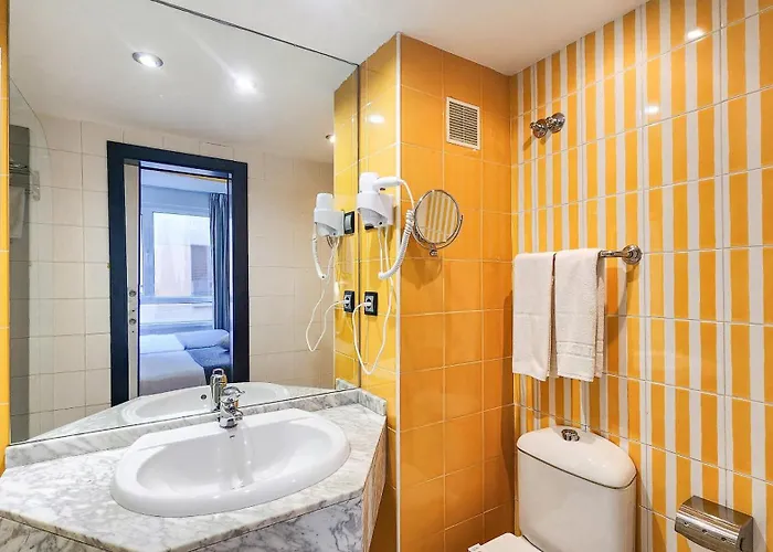 Hotel Faranda Express Pathos 3*